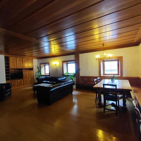 Grosse Wohnung Mit Garagenparkplatz Фие Экстерьер фото