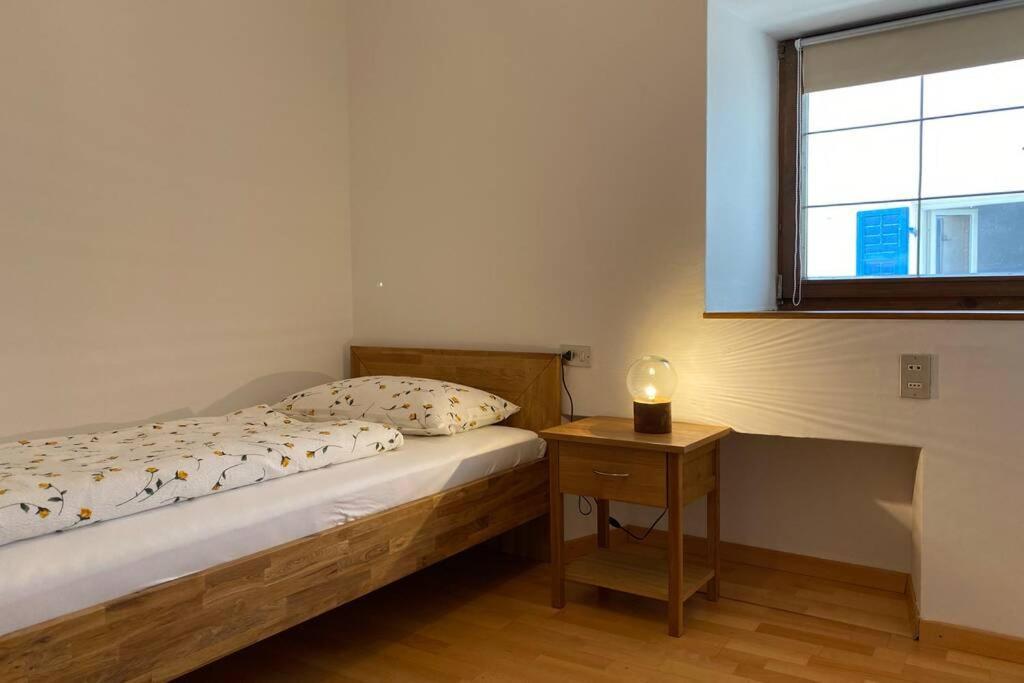 Grosse Wohnung Mit Garagenparkplatz Фие Экстерьер фото