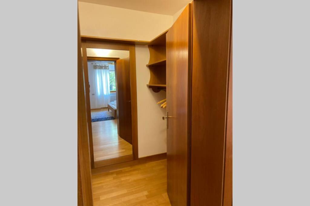 Grosse Wohnung Mit Garagenparkplatz Фие Экстерьер фото
