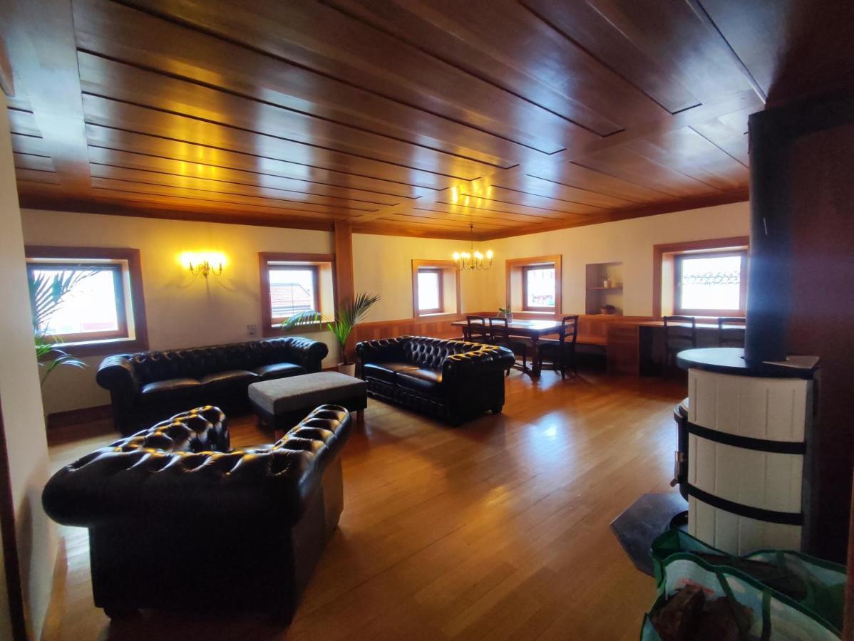 Grosse Wohnung Mit Garagenparkplatz Фие Экстерьер фото